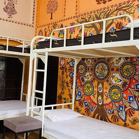 Rudra Home Stay Varanasi Ngoại thất bức ảnh